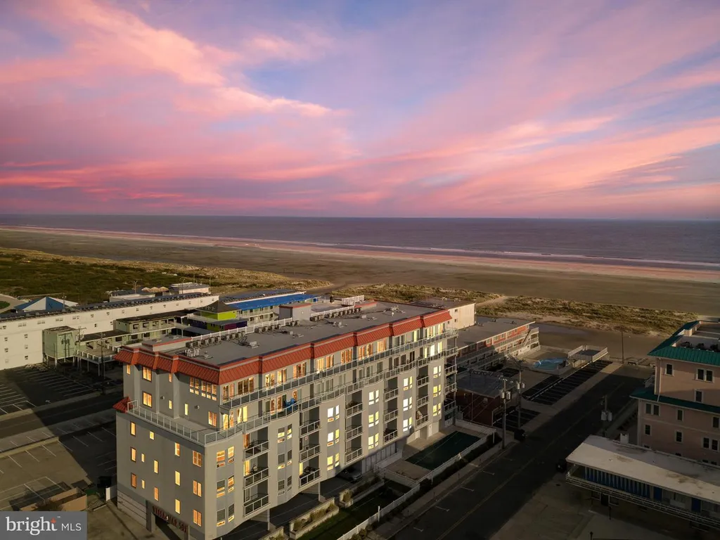 Vista Mar Condominium