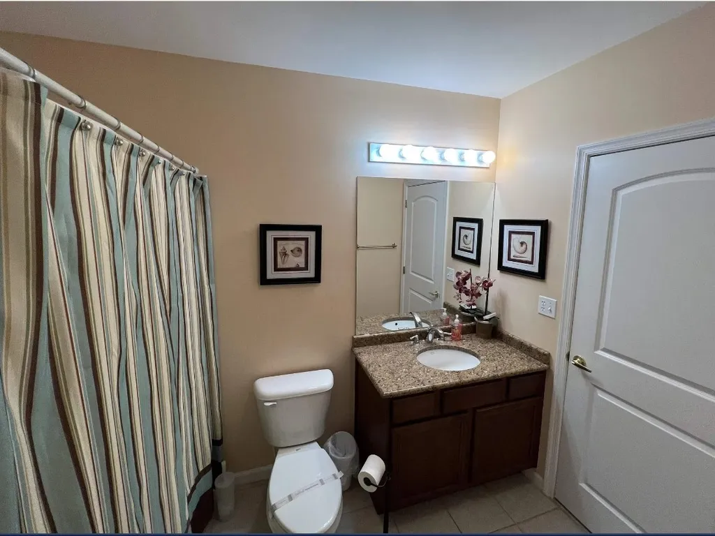 2nd floor bathroom