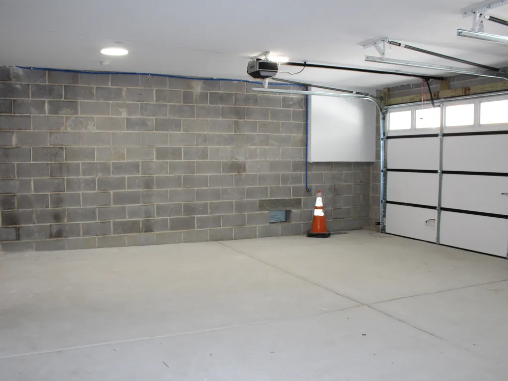 Garage parking