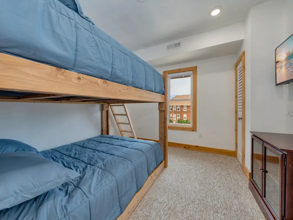 Bunkbed bedroom