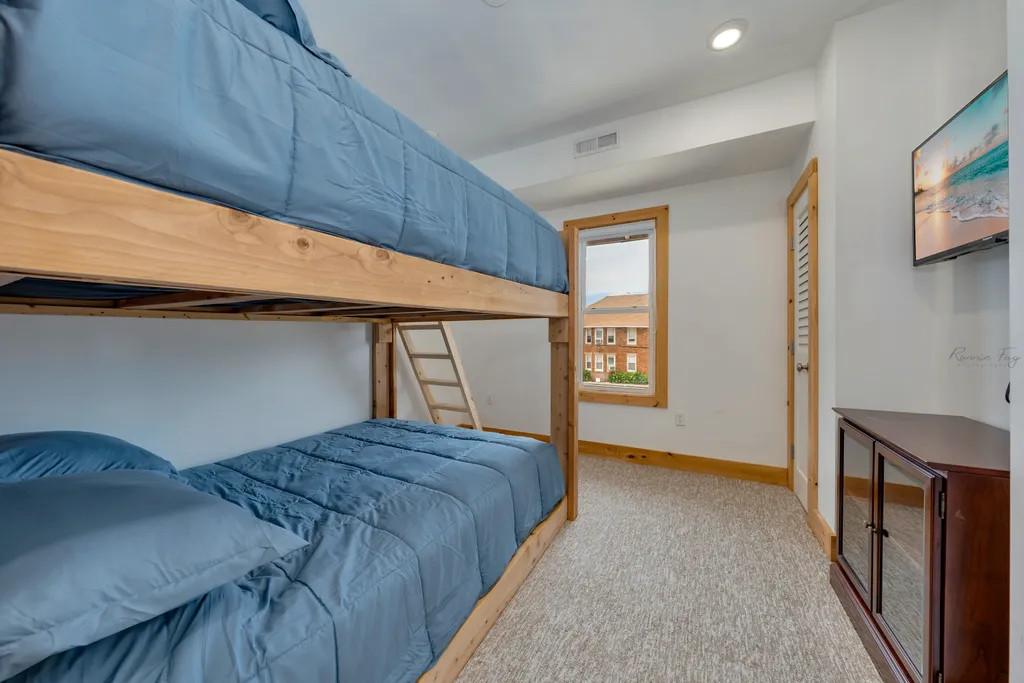 Bunkbed bedroom