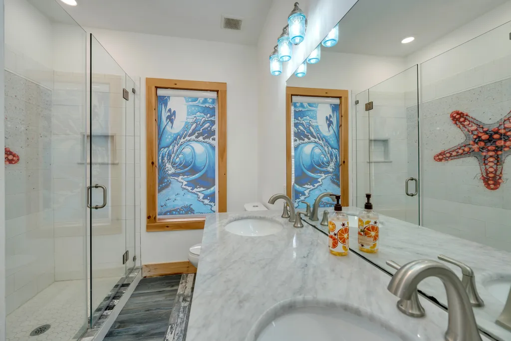 first queen ensuite bathroom on 2nd floor
