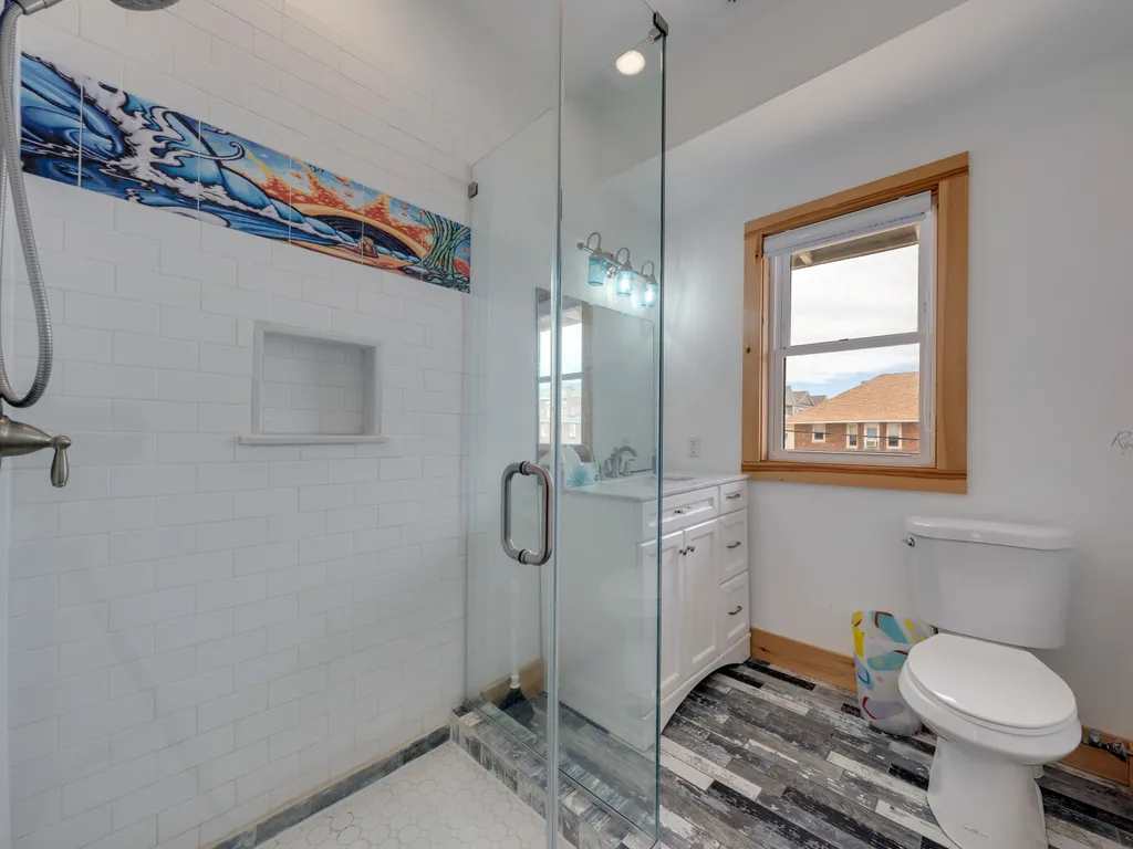 Second of 4 second floor bathrooms