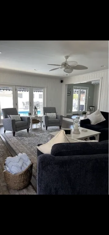 Main living room off pool 