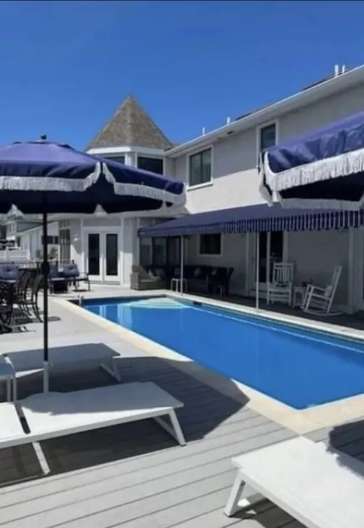 Pool deck area 