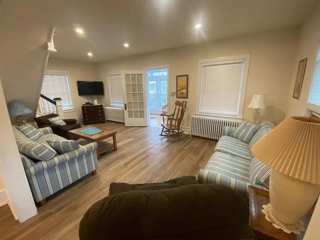 Living Room - other view
