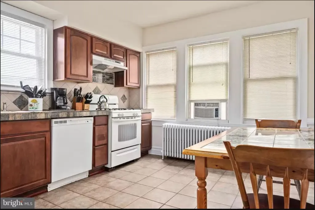 Kitchen - EIK pic 2