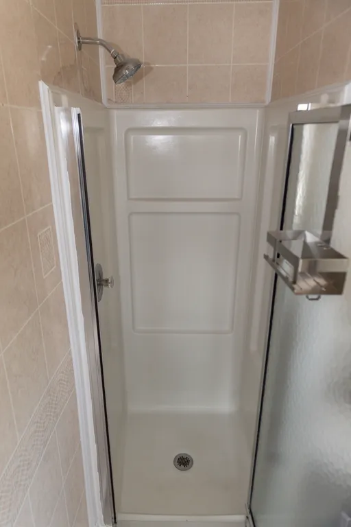 2 bedroom unit