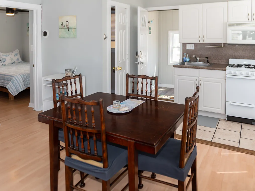 1st floor 2 bedroom unit