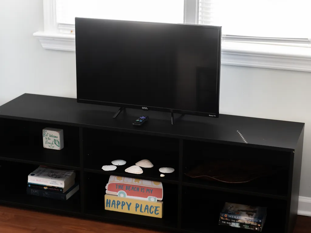 2nd floor 2 bedroom unit