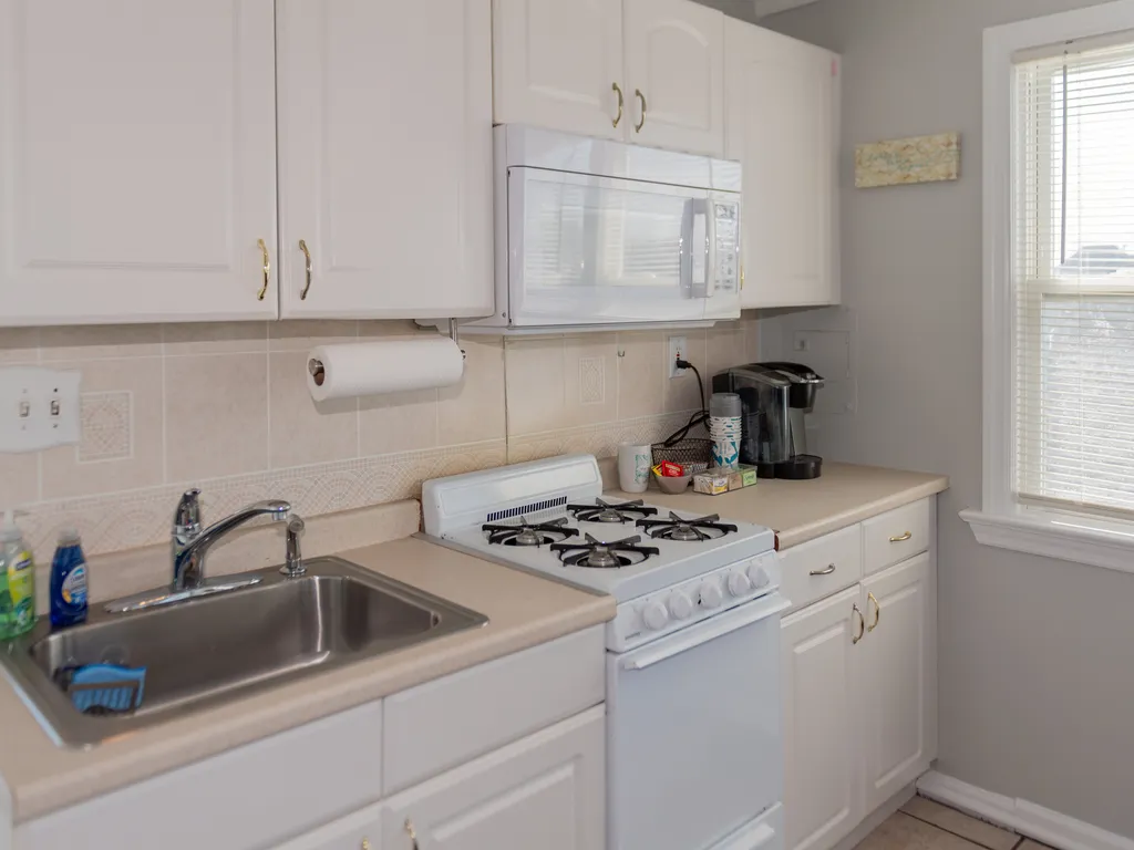 1st floor 2 bedroom unit