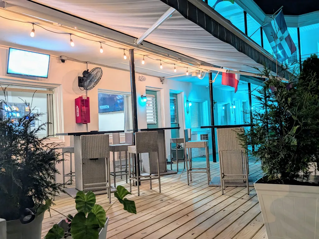 Covered deck