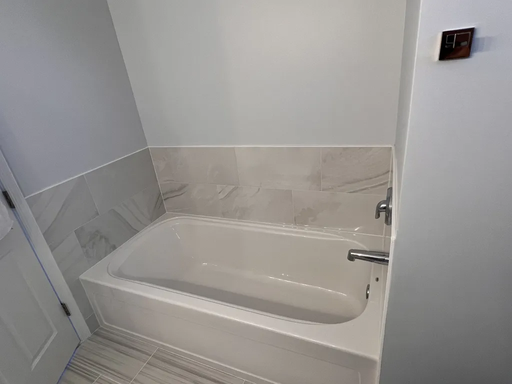 Primary Bathroom Tub