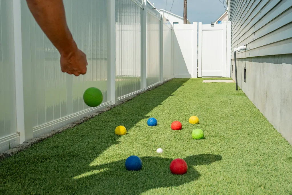 Bocce Ball