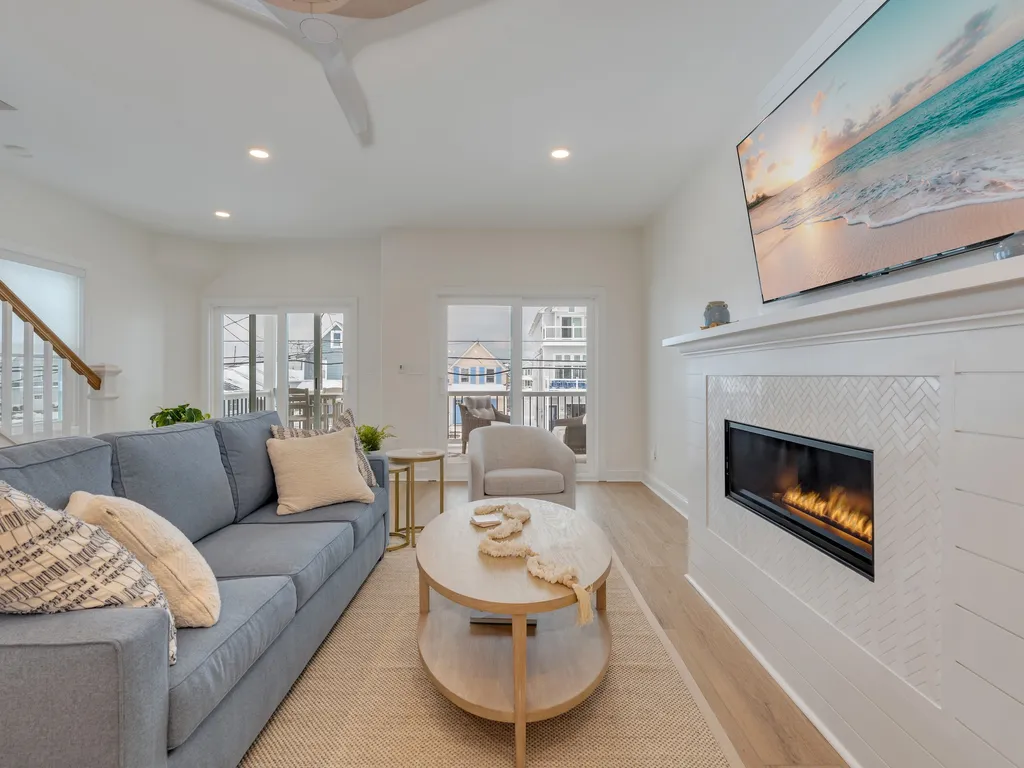 Main Floor Living Area