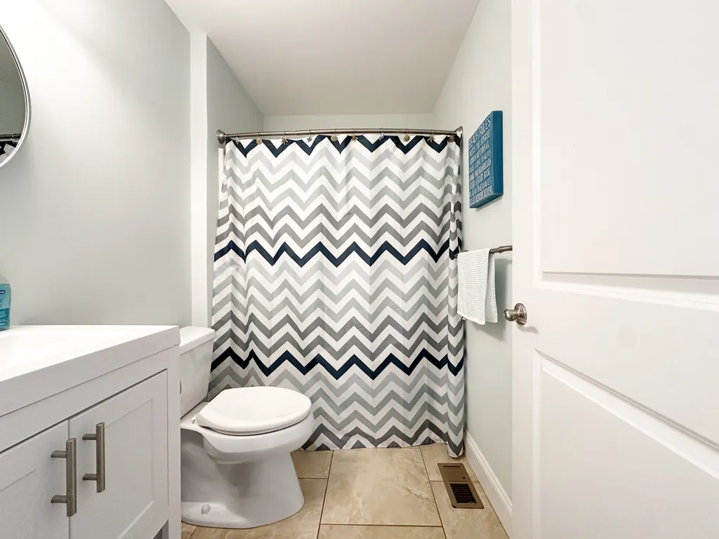 1st floor full bath with tub