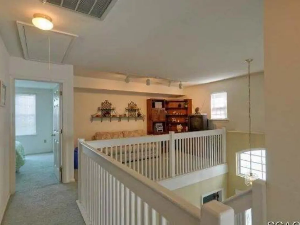 Second Floor Loft 