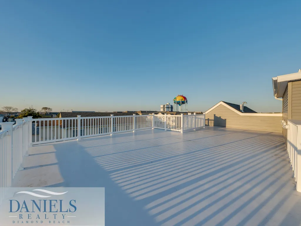 Rooftop Deck