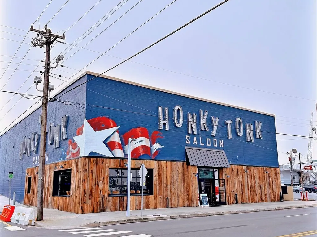 Honky Tonk Saloon