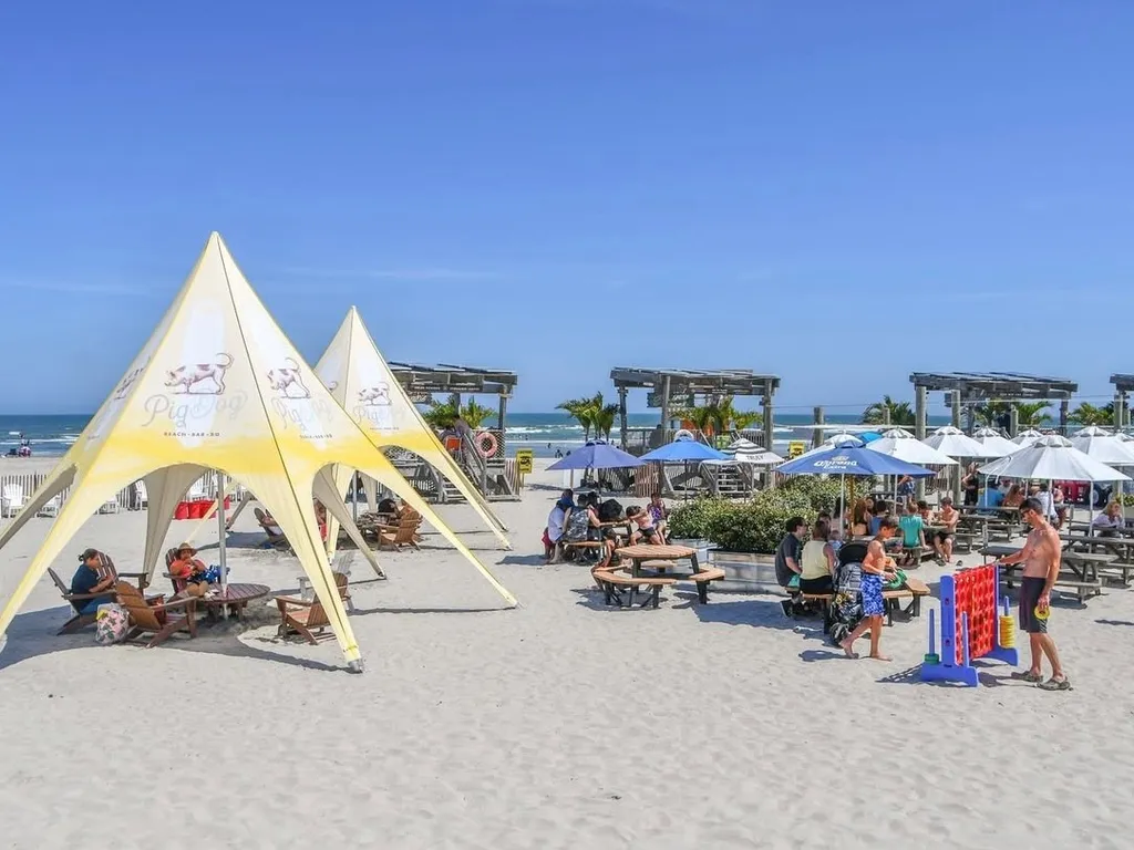 Pig Dog Beach Bar