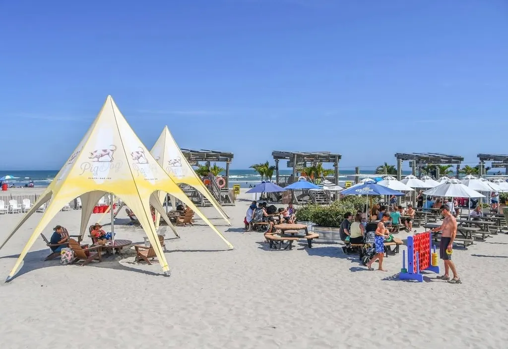 Pig Dog Beach Bar