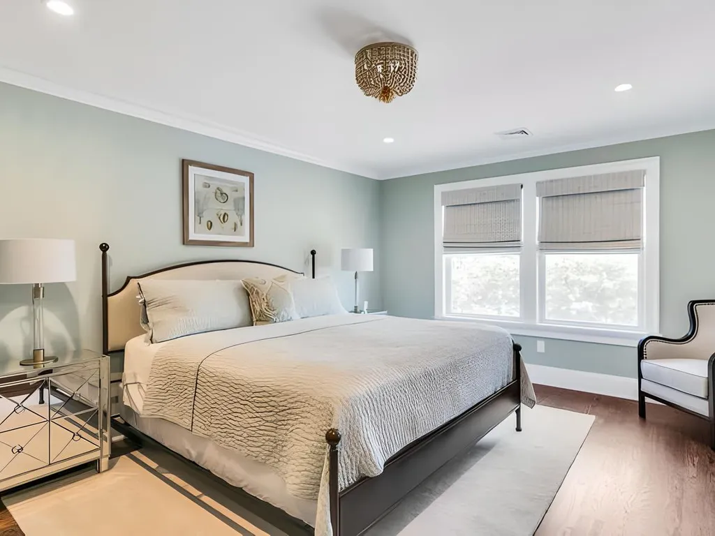 2nd floor guest en-suite