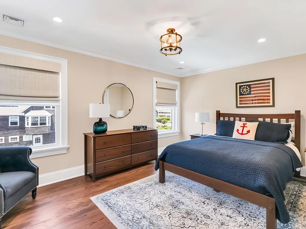 2nd floor Guest bedroom