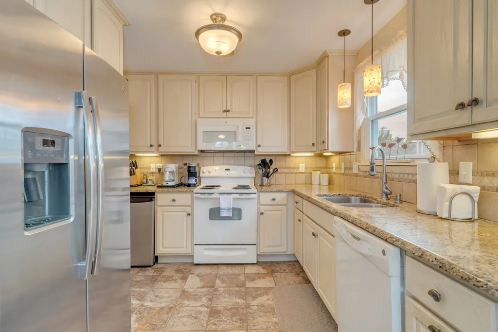 Updated kitchen ready for vacation meals
