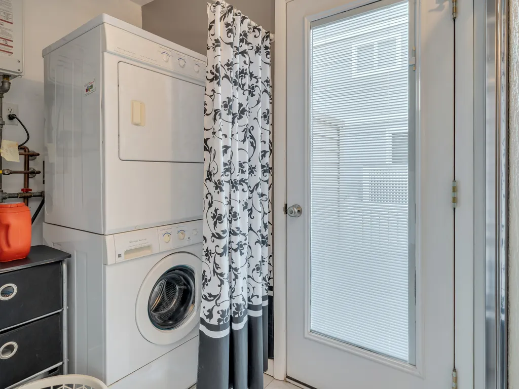 Washer / Dryer