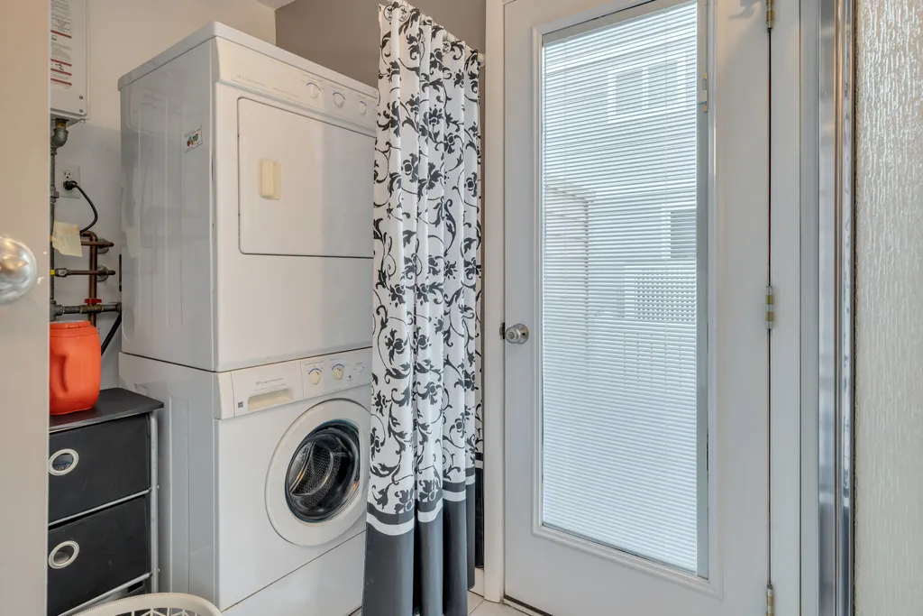 Washer / Dryer