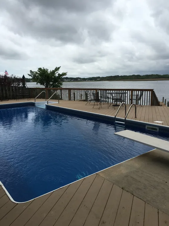 Backyard Private Pool