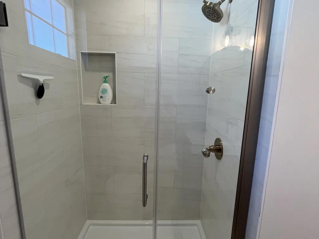 Main Bathroom Shower