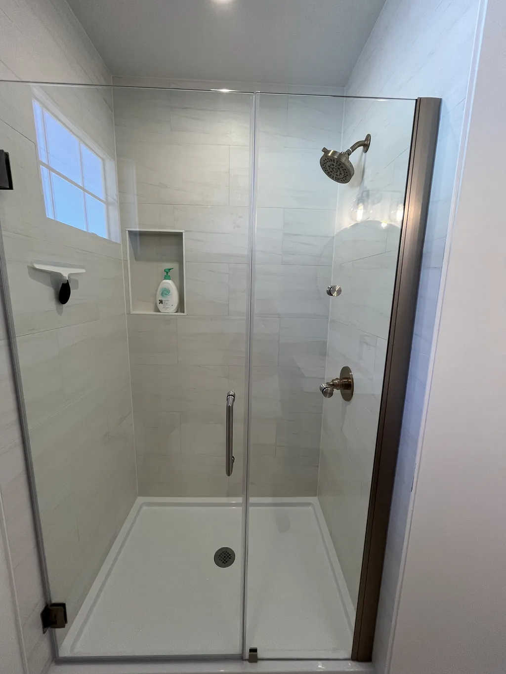 Main Bathroom Shower