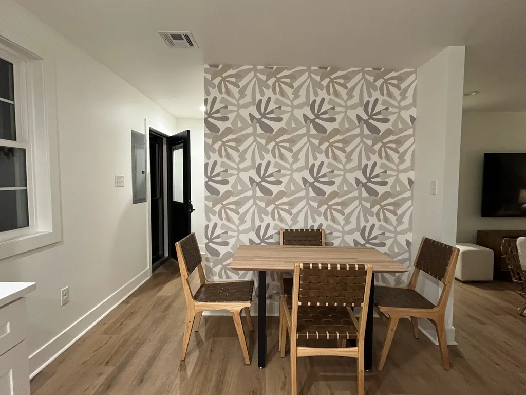 Kitchen Table