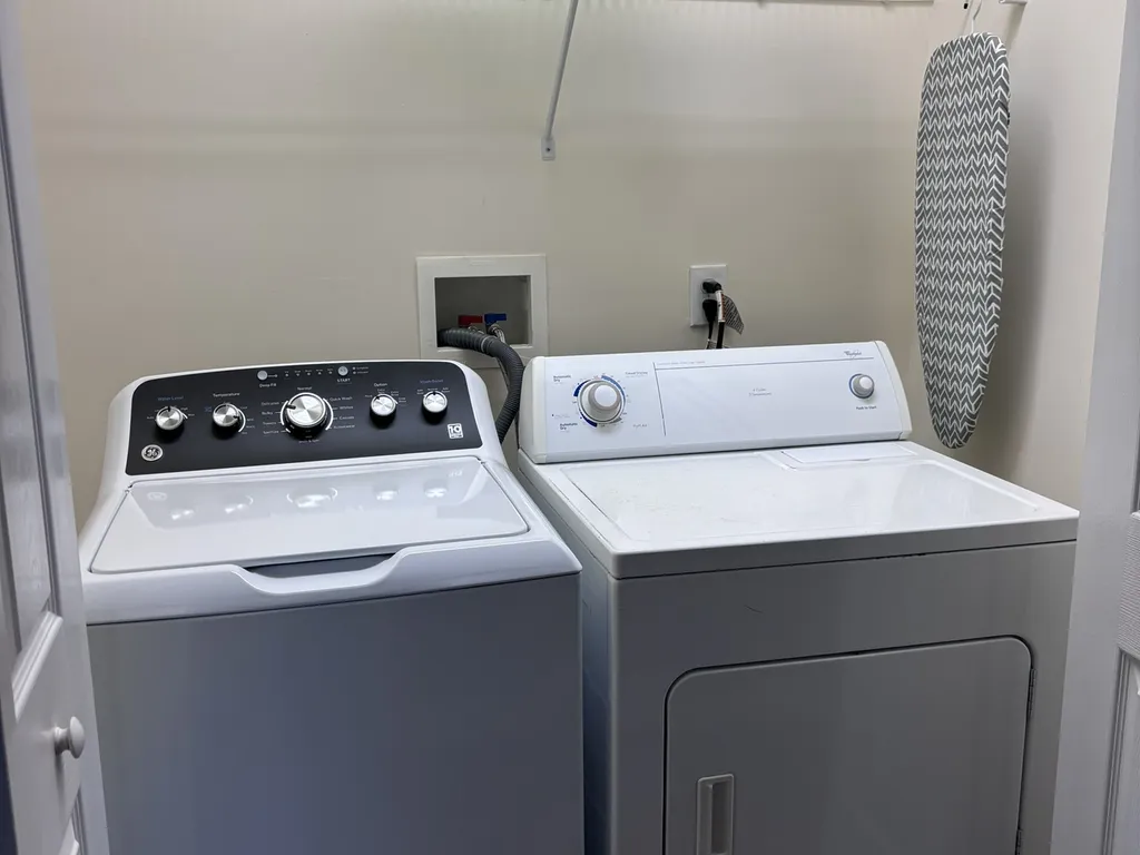 Washer and Dryer in Unit