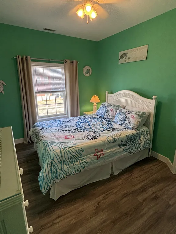 Guest Queen Room