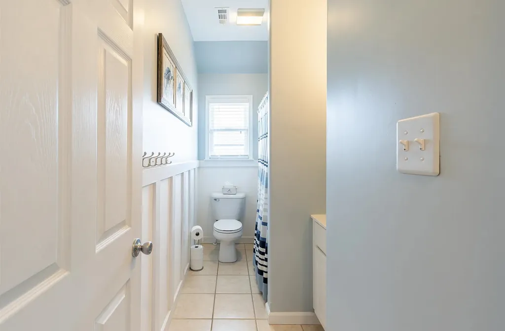 Bathroom #2