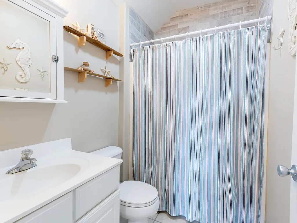 Bathroom #3