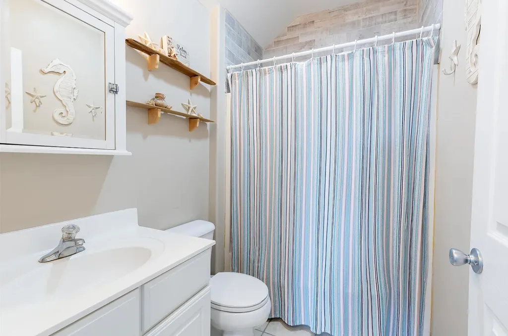 Bathroom #3