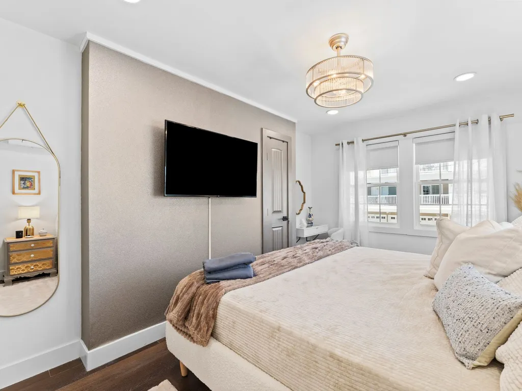 Venice Suite 55&amp;quot; TV with Vanity