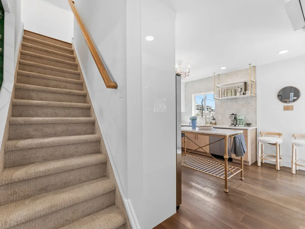 stairs to 3rd level and rooftop terrace