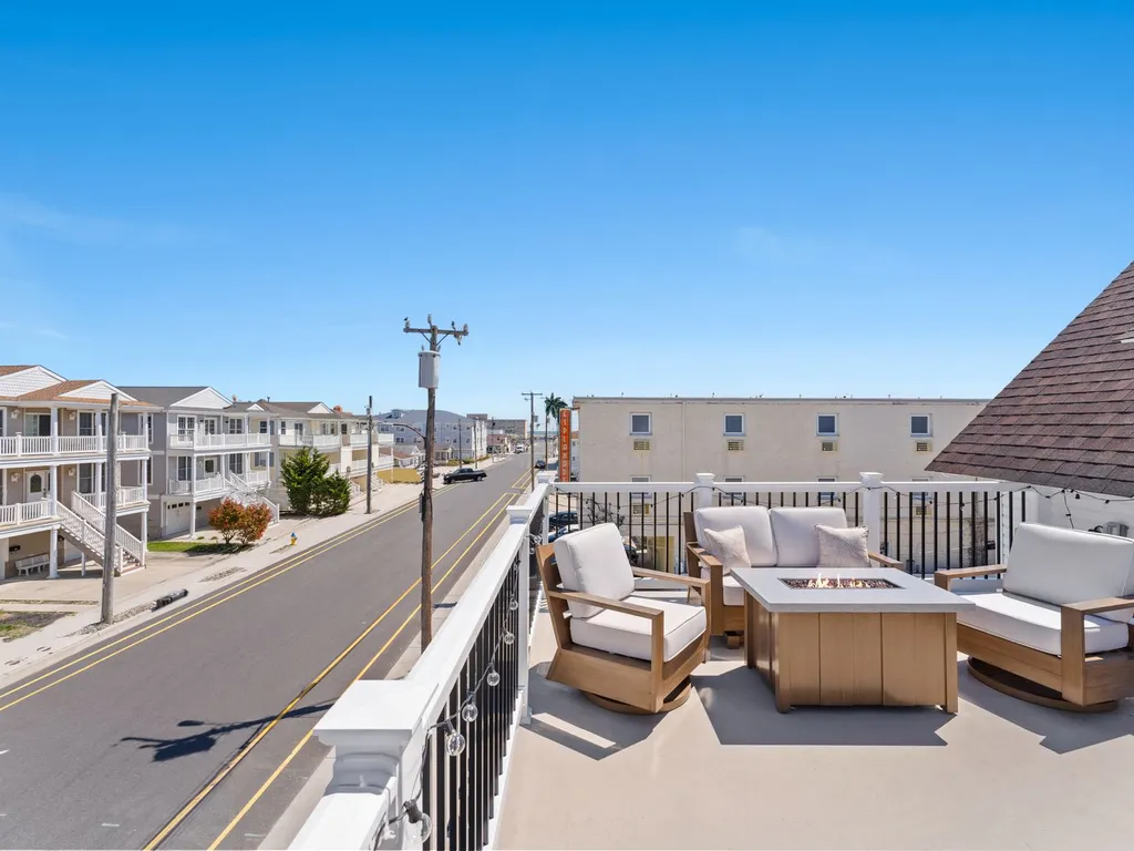 Casa 218 Rooftop Terrace with Ocean Views