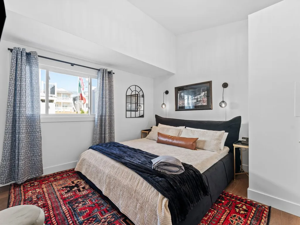 Venice Suite (Primary with King Bed)