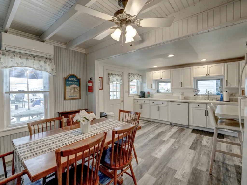kitchen &amp;amp; dining