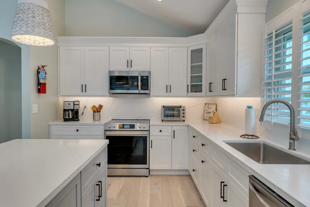 Gourmet kitchen ready for vacation meals