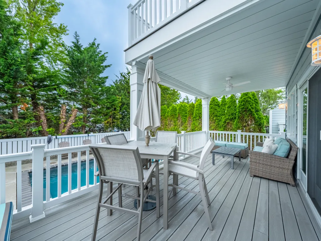 Furnished decks