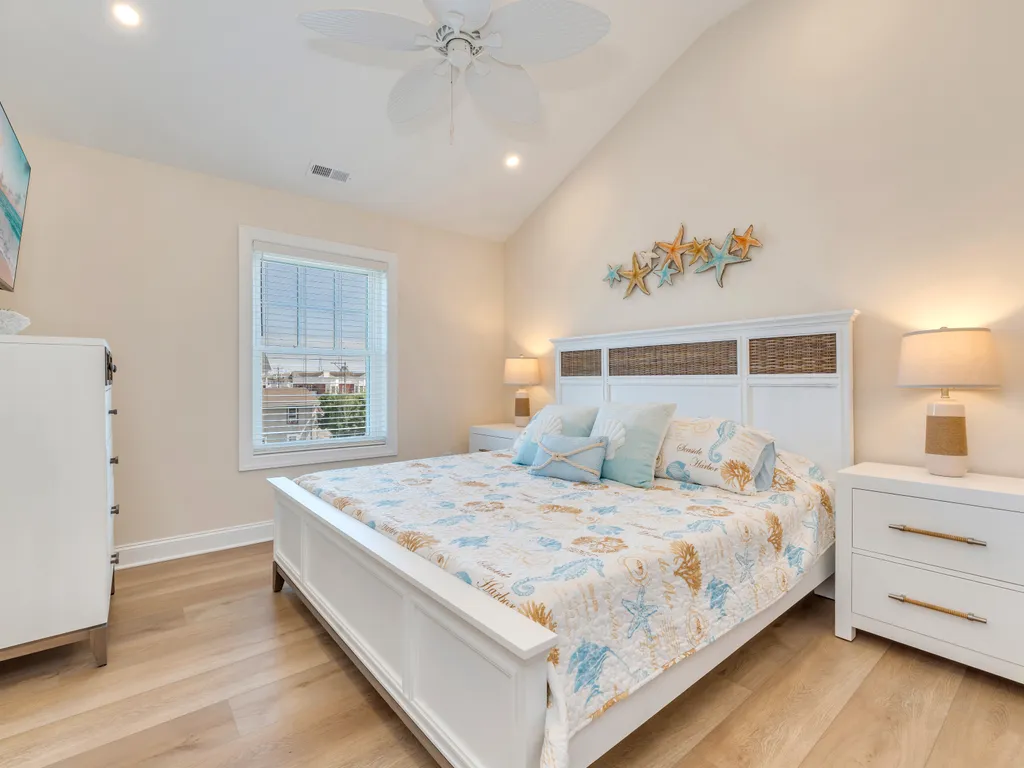 King Bed