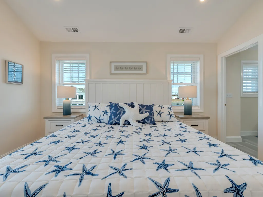 Master Bed - King