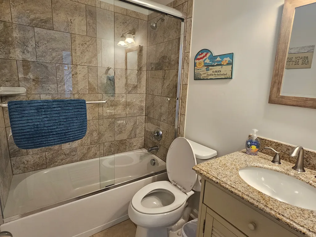 2nd bathroom 