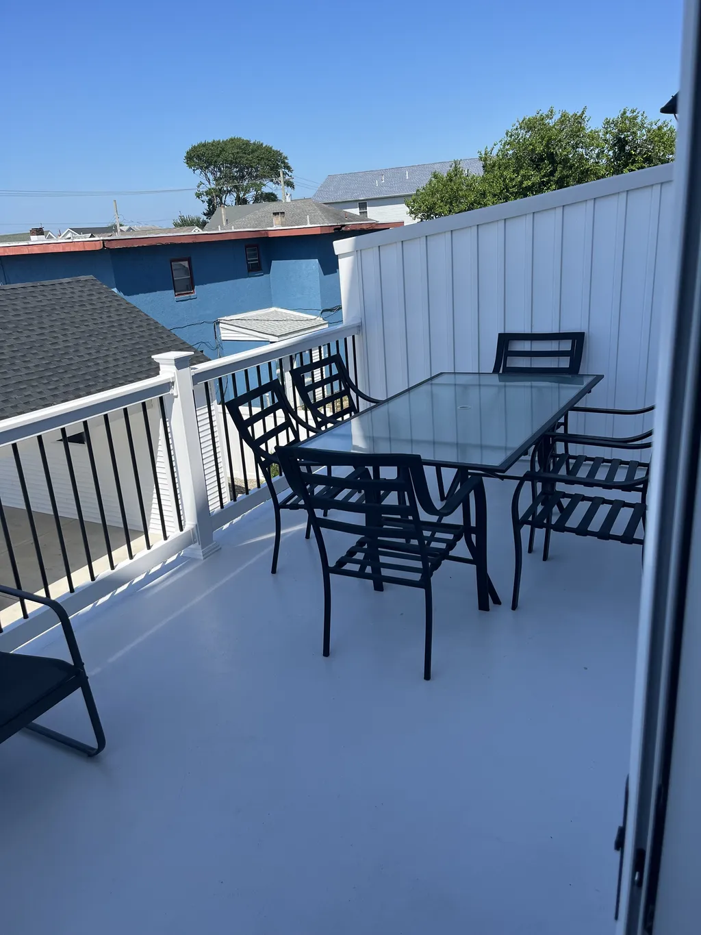 Rear 2nd Fl Deck
